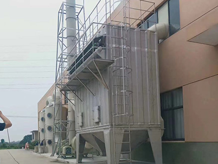 香蕉黄视频网站客戶某調味品廠粉塵廢氣處理施工現場