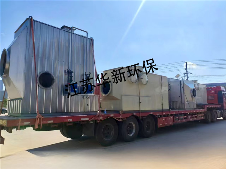 工廠裝車發貨照片